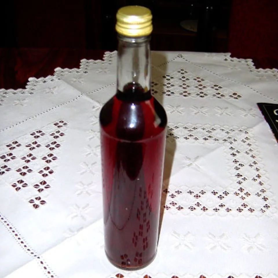 Sliwkowka Czyli Nalewka ze Sliwek (Polish Purple Plum Liqueur)