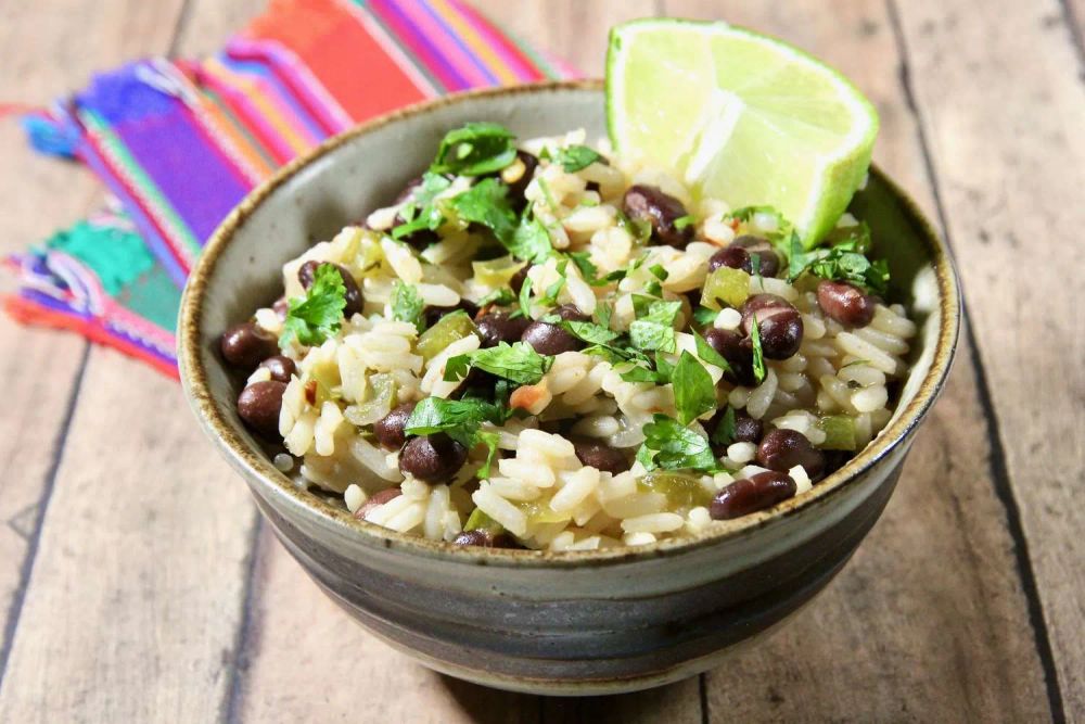 Moros y Cristianos (Cuban Black Beans and Rice)