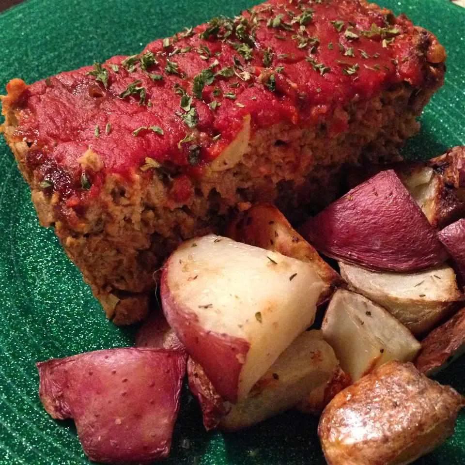 Vegetarian Meatloaf with Vegetables