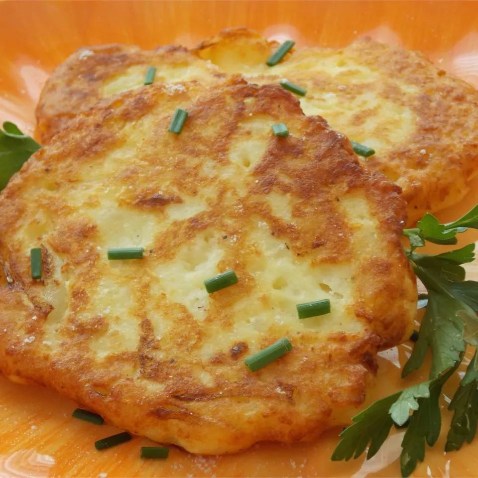 Old-Fashioned Potato Cakes