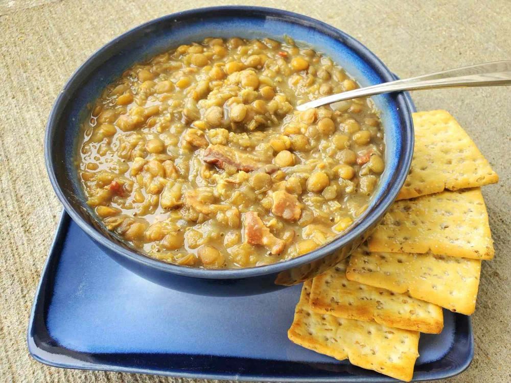 Slow Cooker Lentil Soup with Bacon