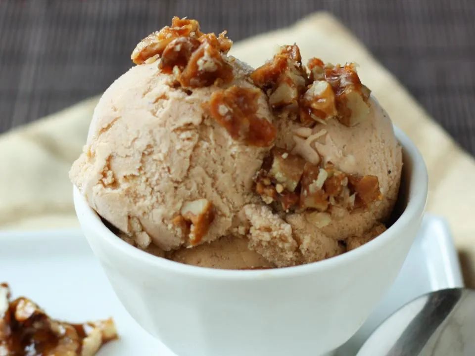 Maple Walnut Ice Cream