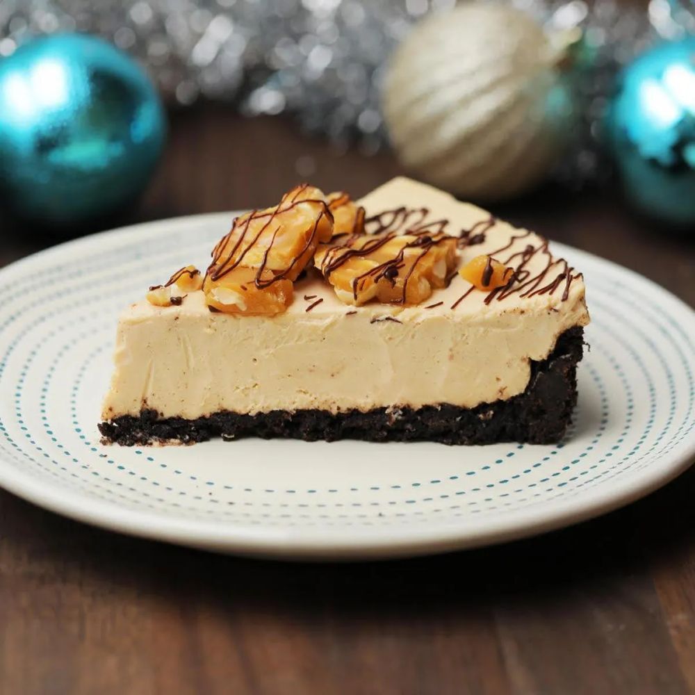 Peanut Brittle Cheesecake