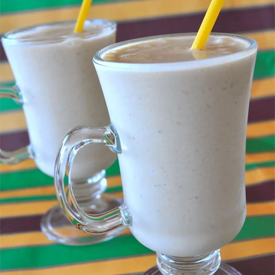 Peanut Butter and Banana Smoothie