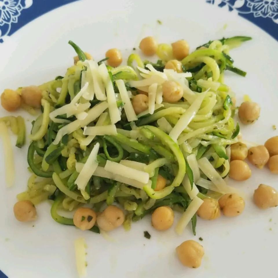 Pesto Zoodles