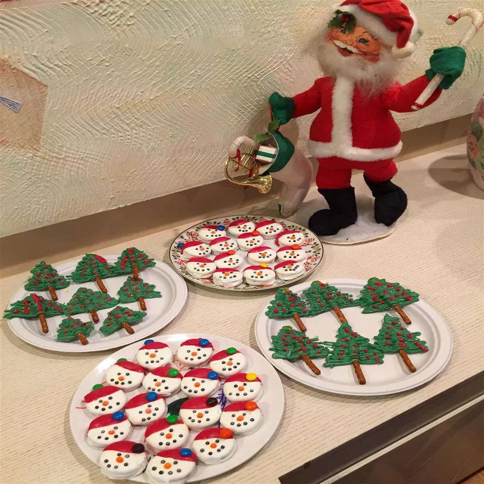 Chocolate-Covered Oreo® Snowman Cookies