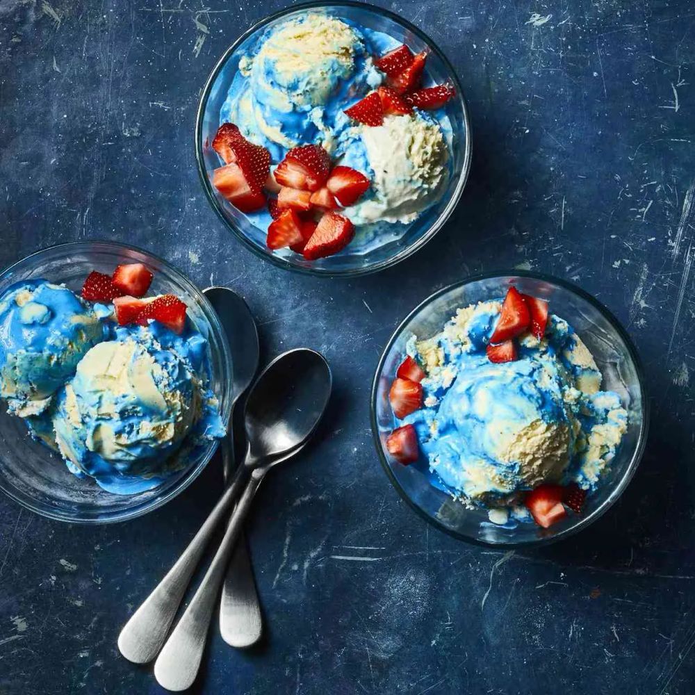 Blue Marshmallow Sundaes