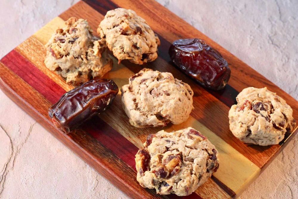 Sugar-Free Date Cookies