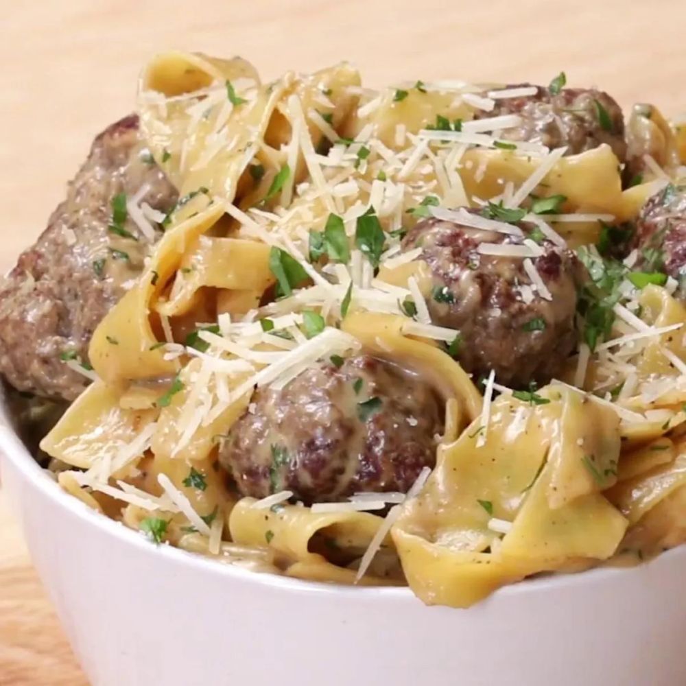 One-Pot Swedish Meatball Pasta