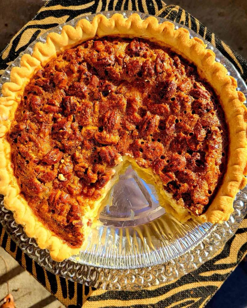 Easy Pecan Pie Cheesecake