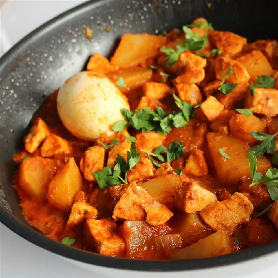 Doro Wat: Ethiopian Chicken Dish