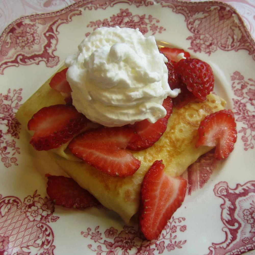 Marylyn's Cheese Blintzes