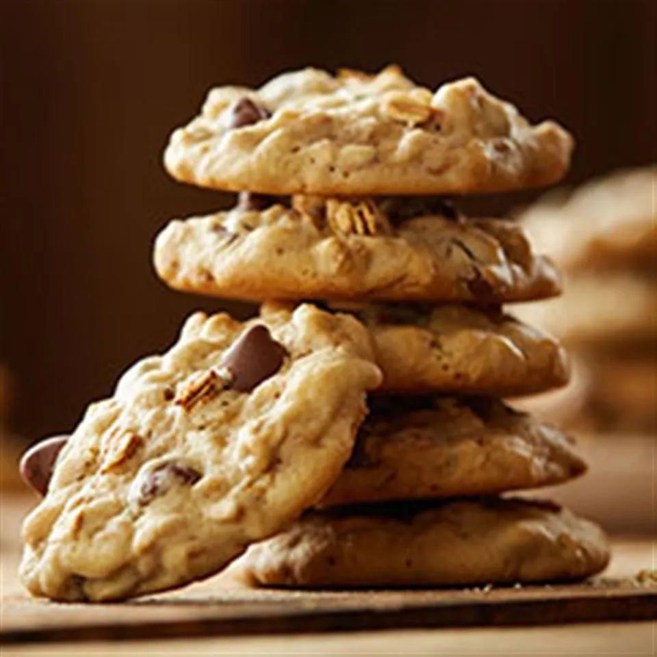 Chocolate Chip Granola Cookies