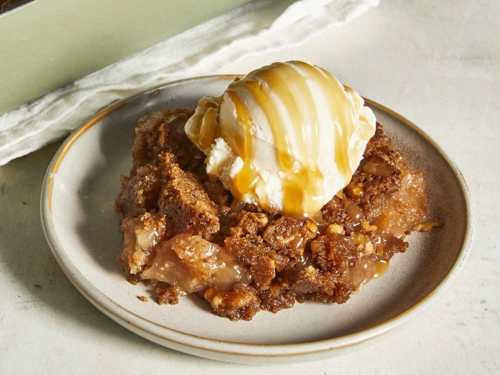 Caramel Apple Dump Cake