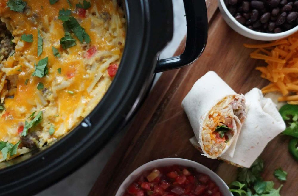 Slow Cooker Breakfast Burritos