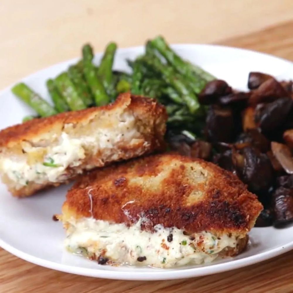 Garlic Herb-Stuffed Pork Chops