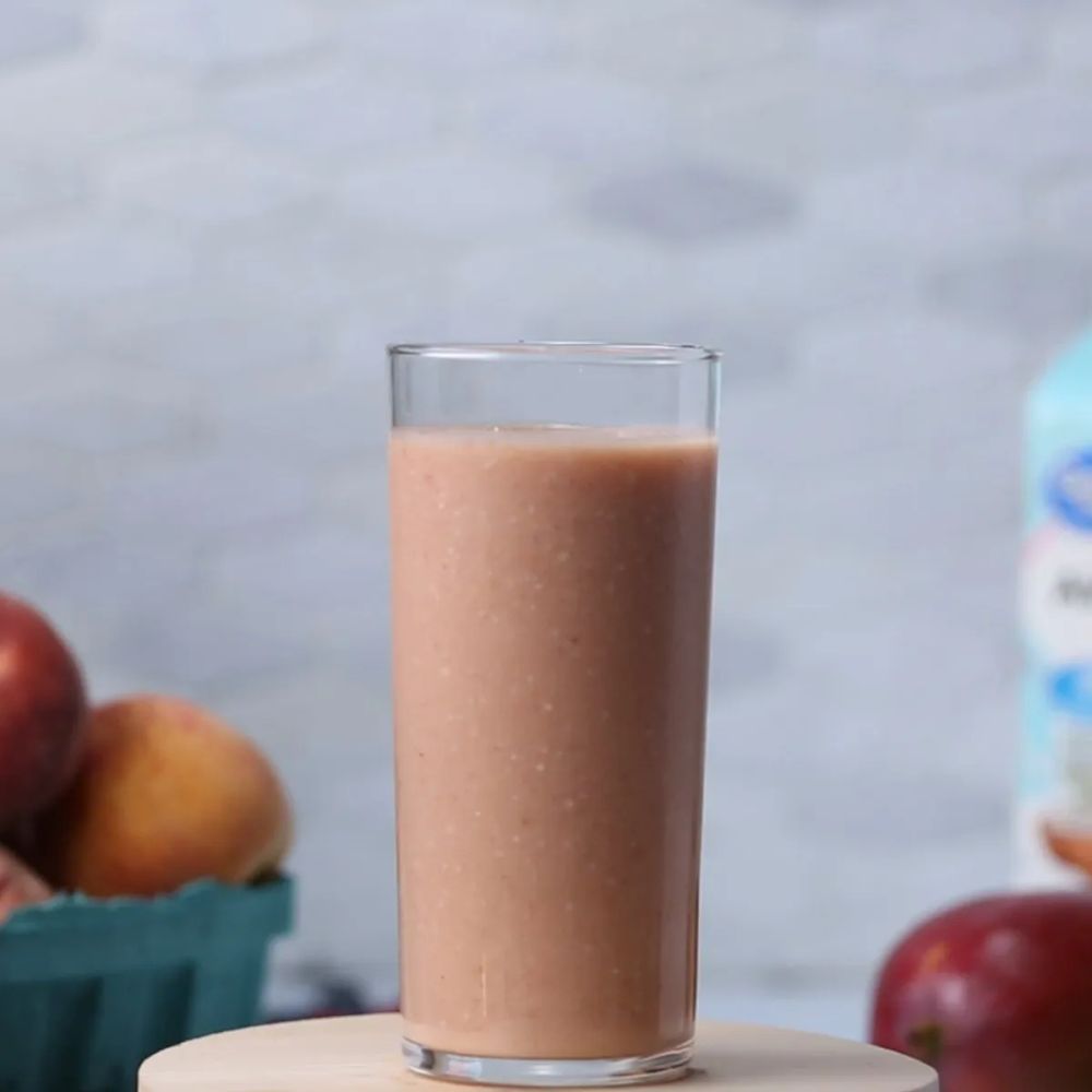 Smoothies: Poolside Companion