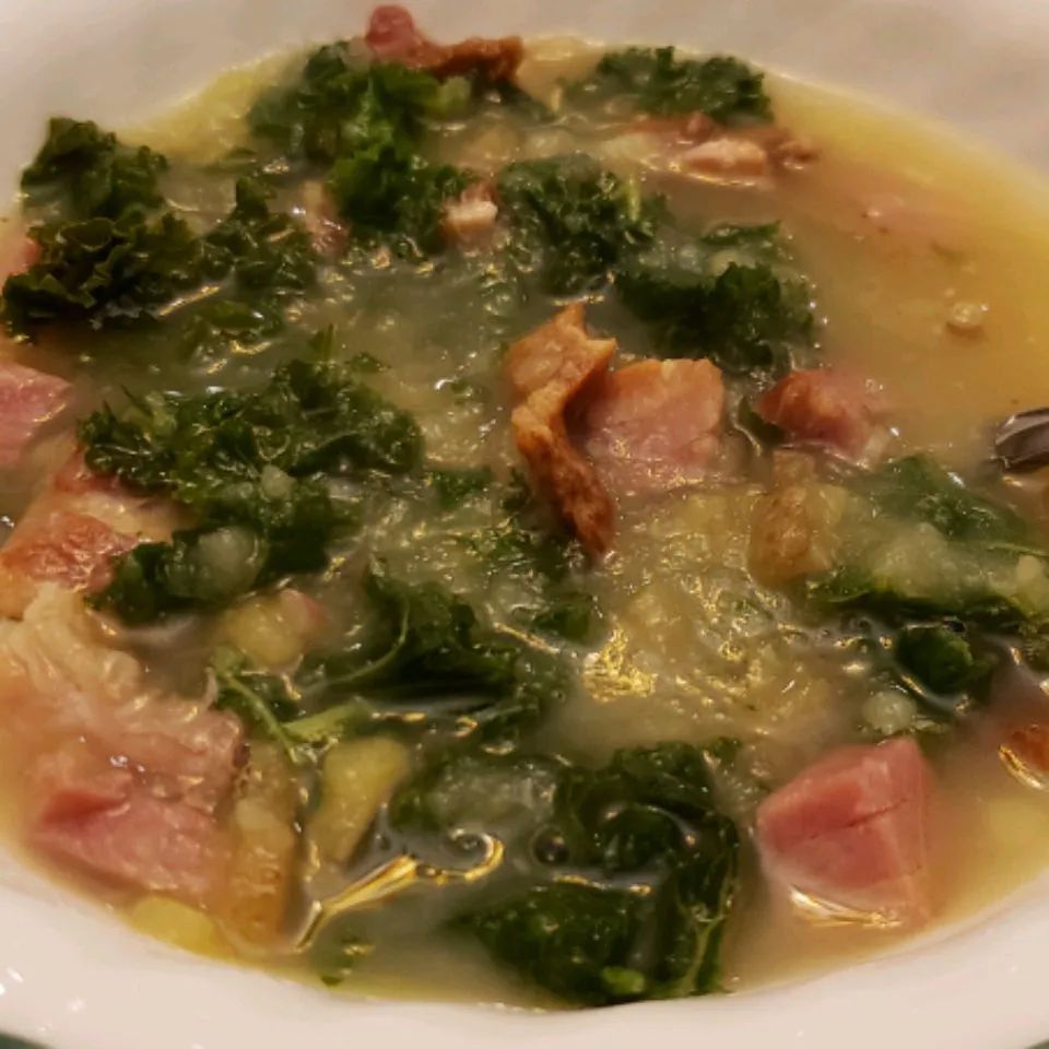 Caldo Verde (Portuguese Green Soup)