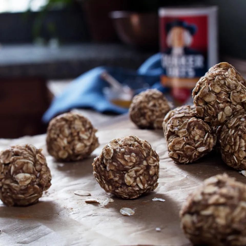 Peanut Butter & Banana Energy Bites