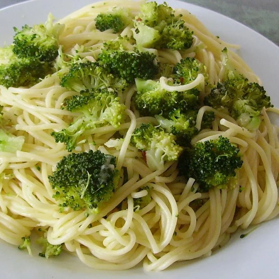 Broccoli Garlic Angel Hair Pasta