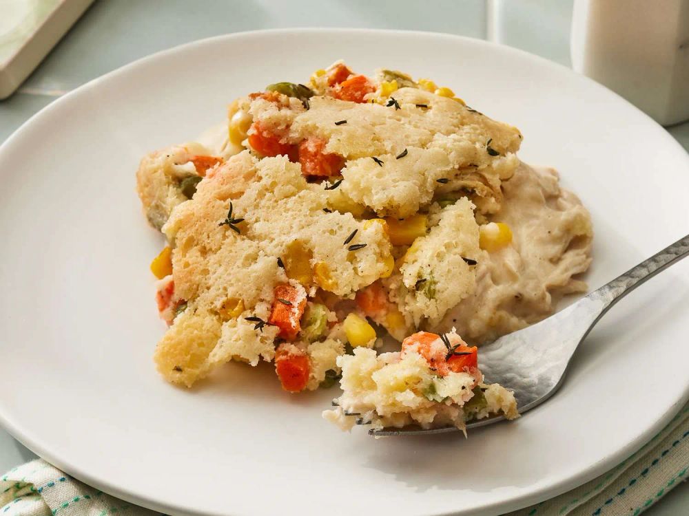 Cheddar Bay Biscuit Chicken Cobbler