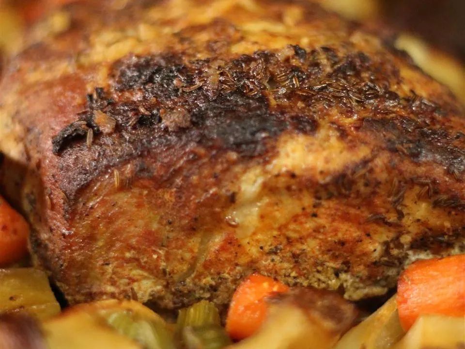 Bayrischer Schweinebraten (Bavarian Roast Pork)