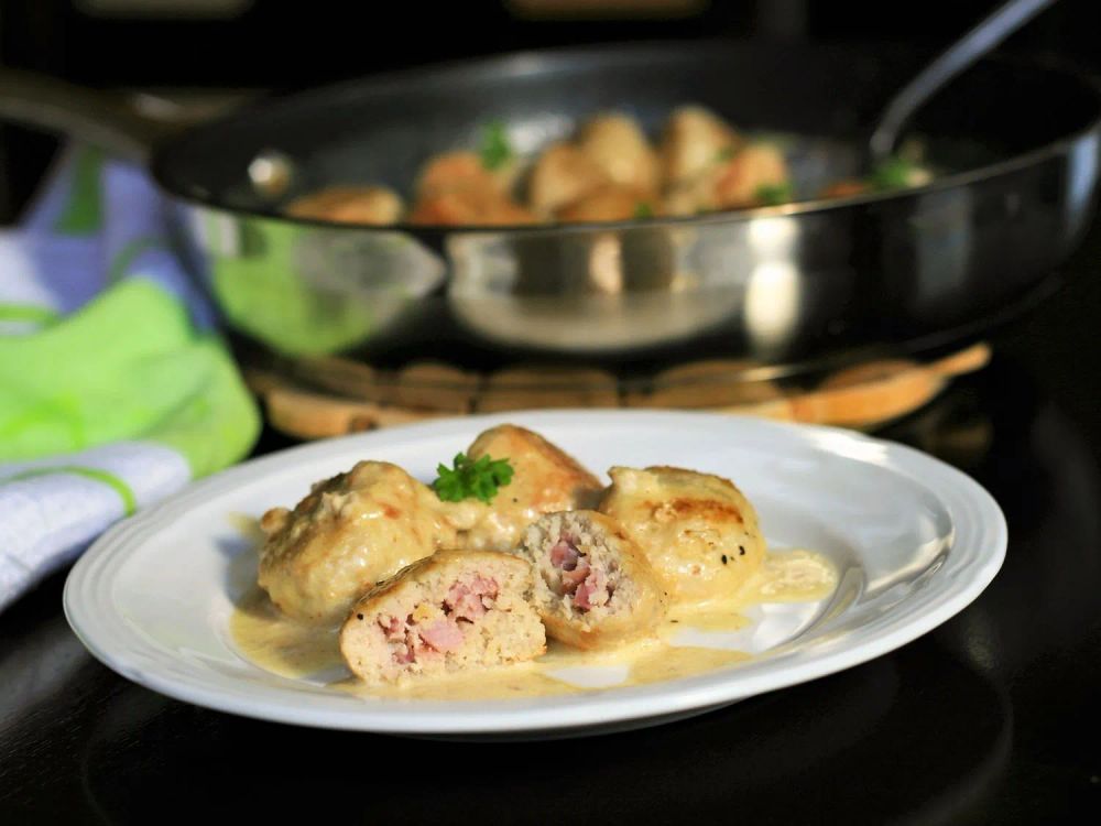 Keto Chicken Cordon Bleu Meatballs