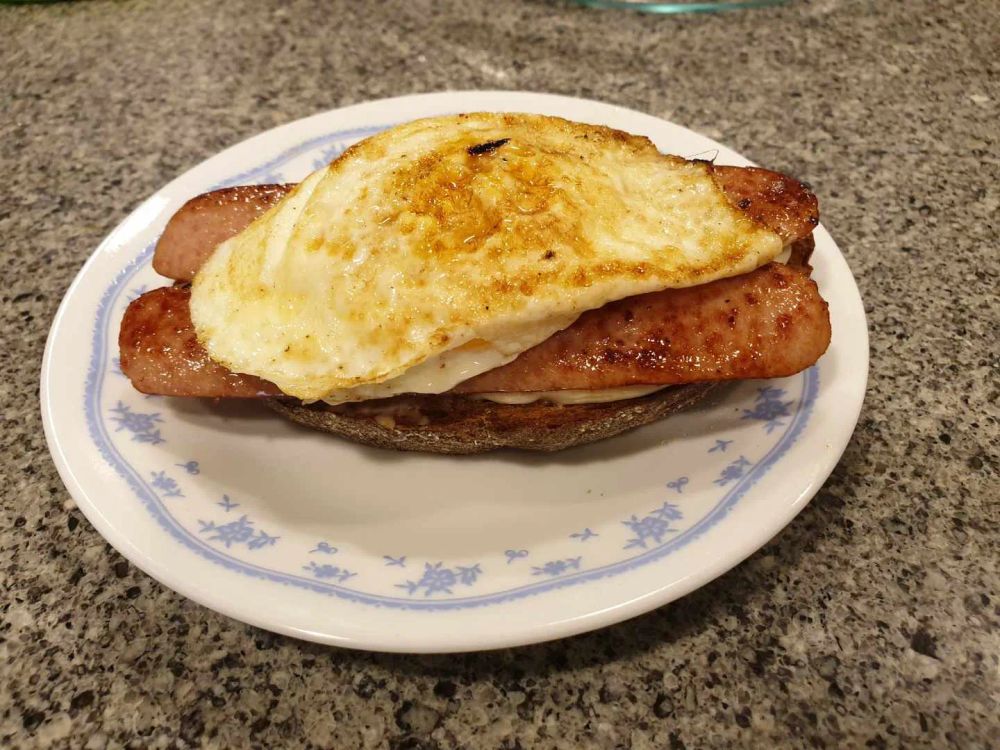 Cajun Egg Sandwich