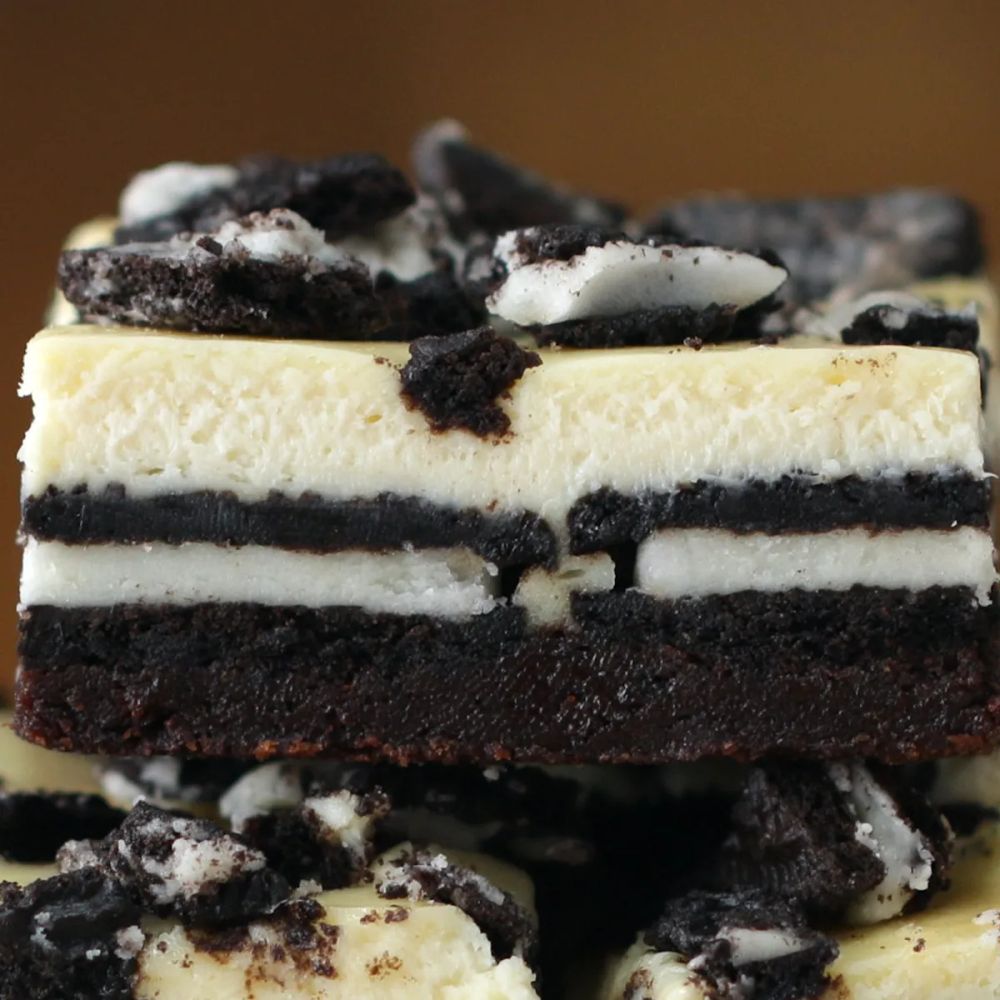 Cookies & Cream Brownie Cheesecake Bars