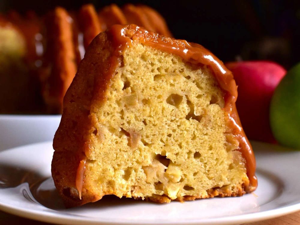 Apple Bundt Cake