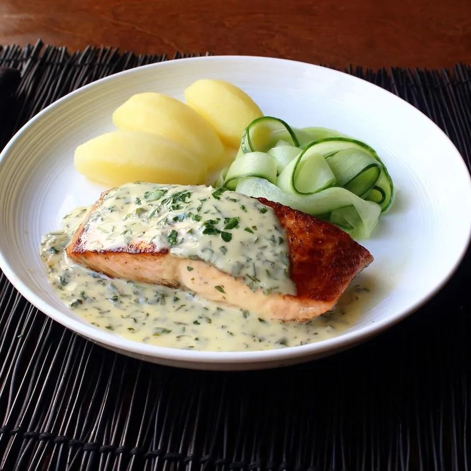 Norwegian Butter Sauce (Sandefjordsmor)