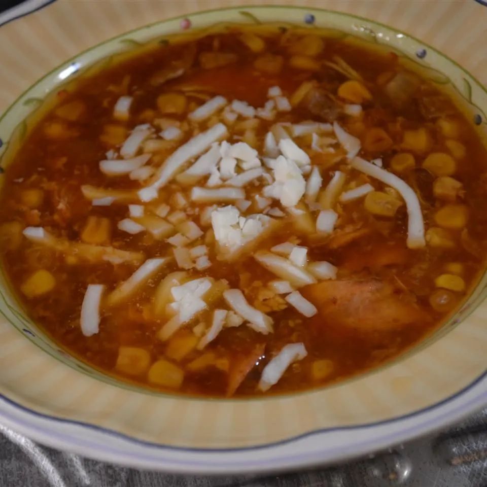 Slow Cooker BBQ Chicken Pizza Soup