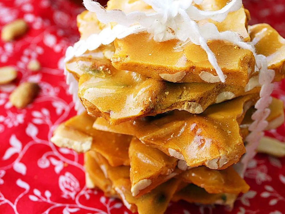 Mom's Best Peanut Brittle