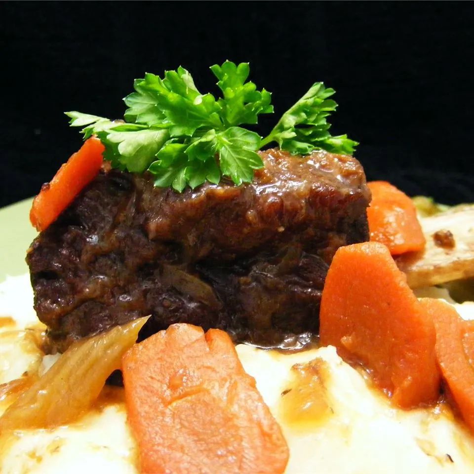 Smothered Beef Short Ribs