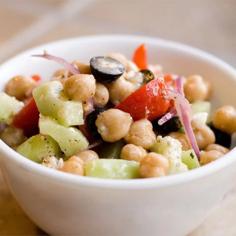 Greek Garbanzo Bean Salad