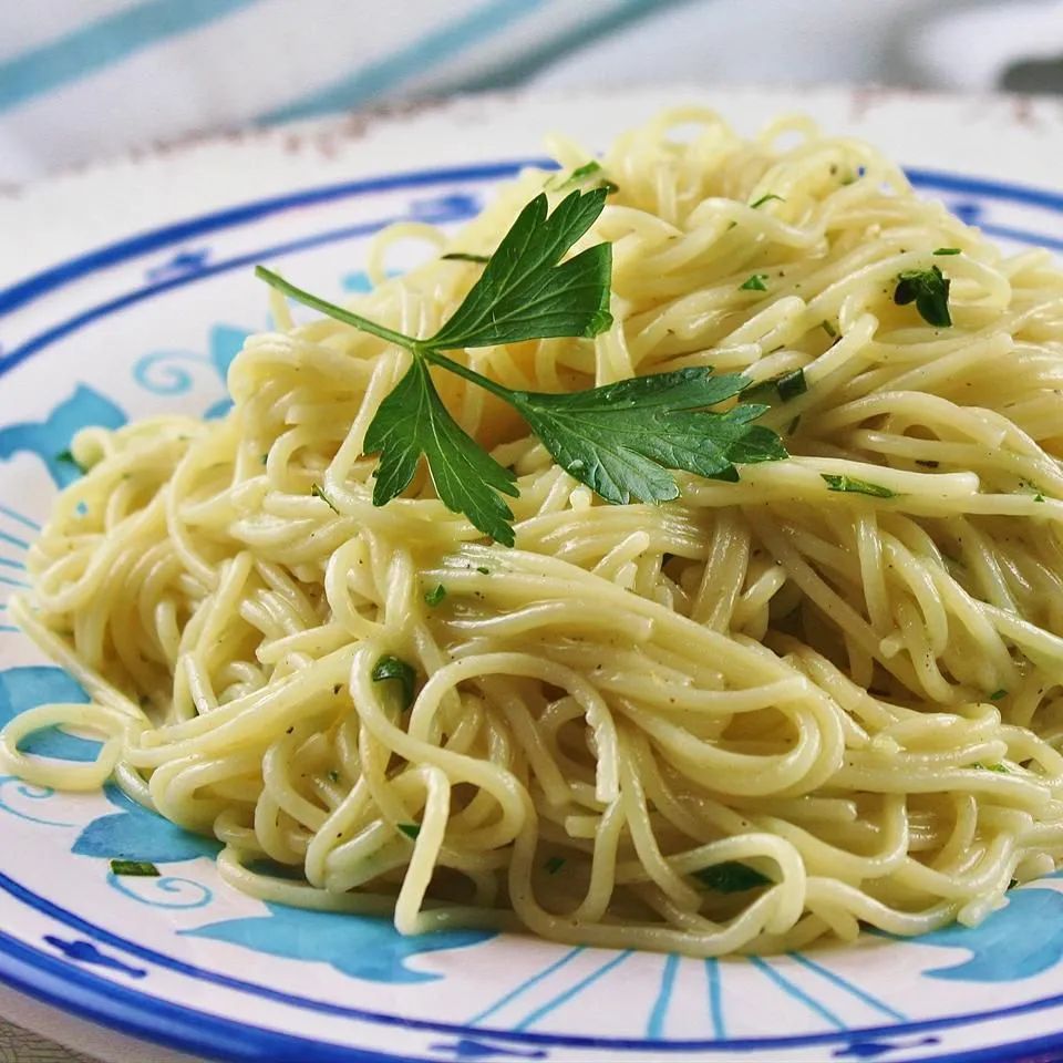 Garlic-Herb Linguine