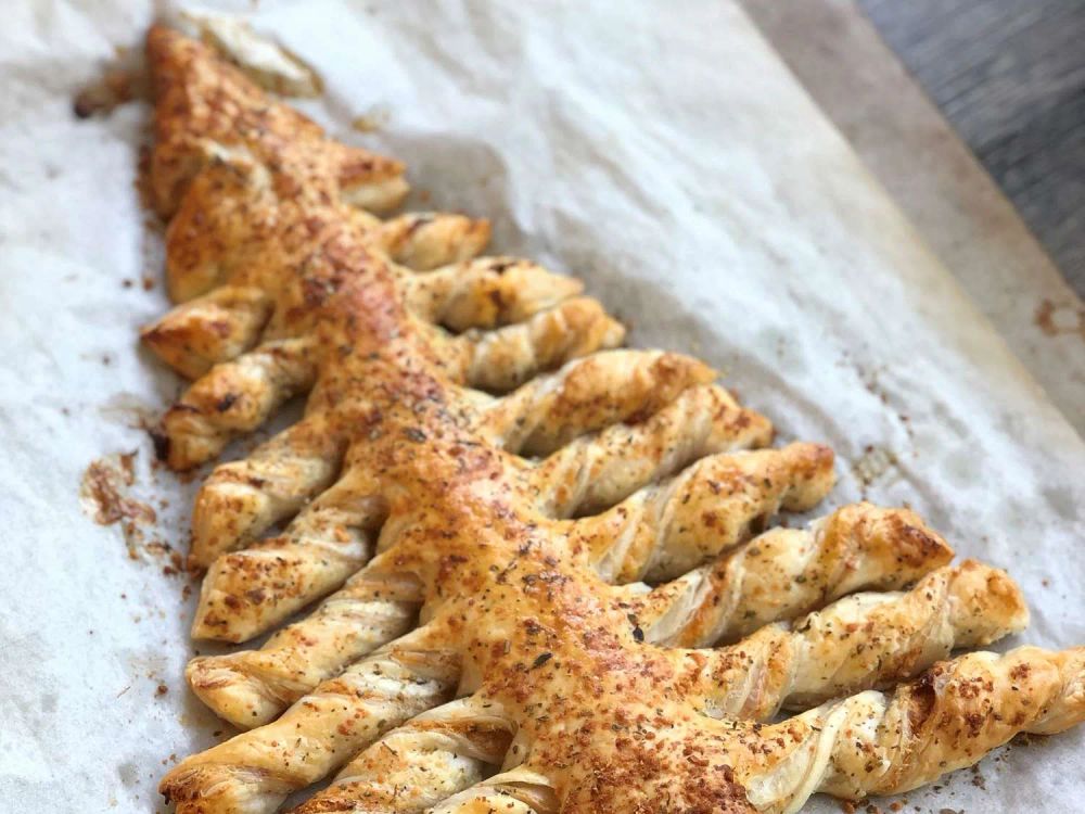 Savory Puff Pastry Christmas Tree