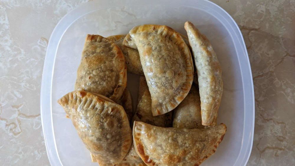 Empanadas de Pollo (Easy Chicken Empanadas)