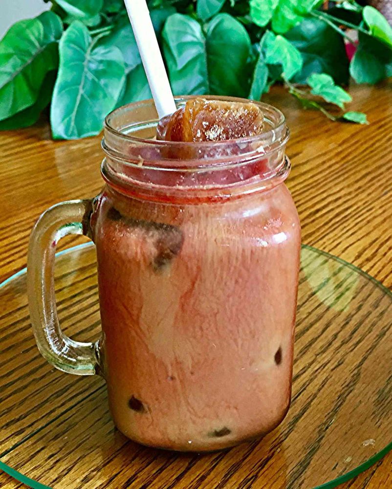 Skinny Chocolate-Raspberry Iced Coffee