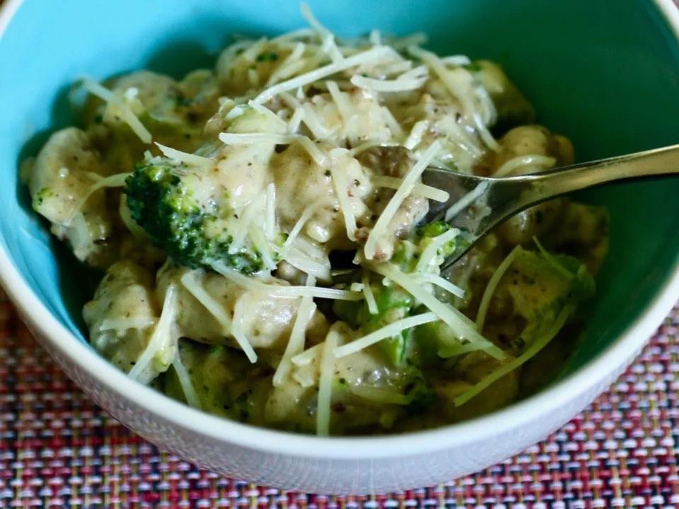 20-Minute Sausage-Broccoli Gnocchi Alfredo