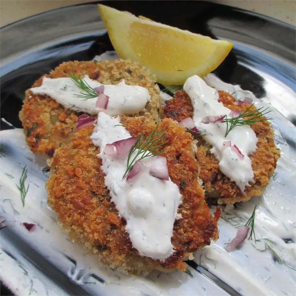 Falafels with Yogurt-Dill Sauce