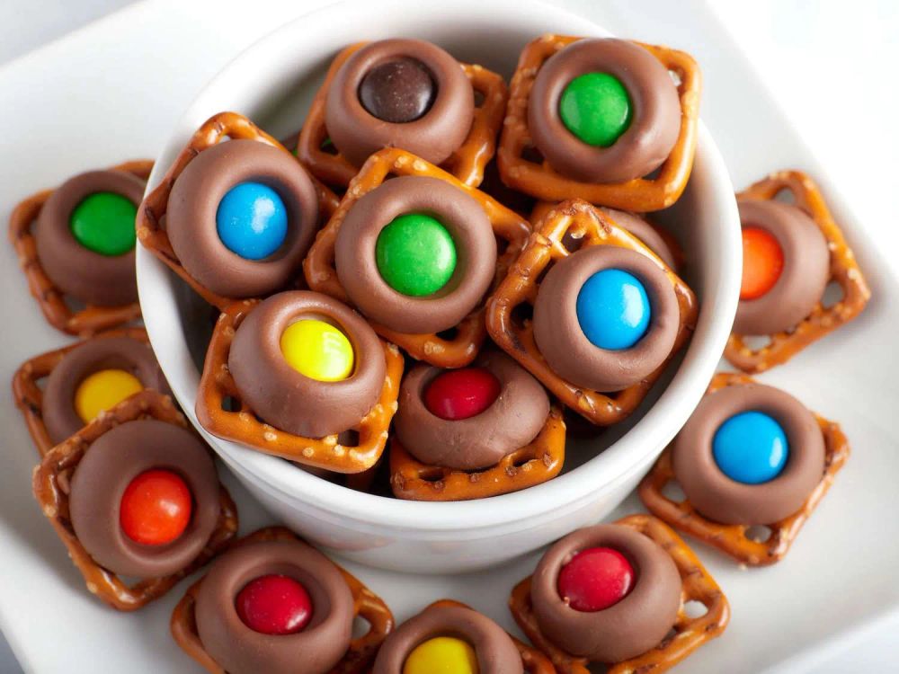 Chocolate Pretzels