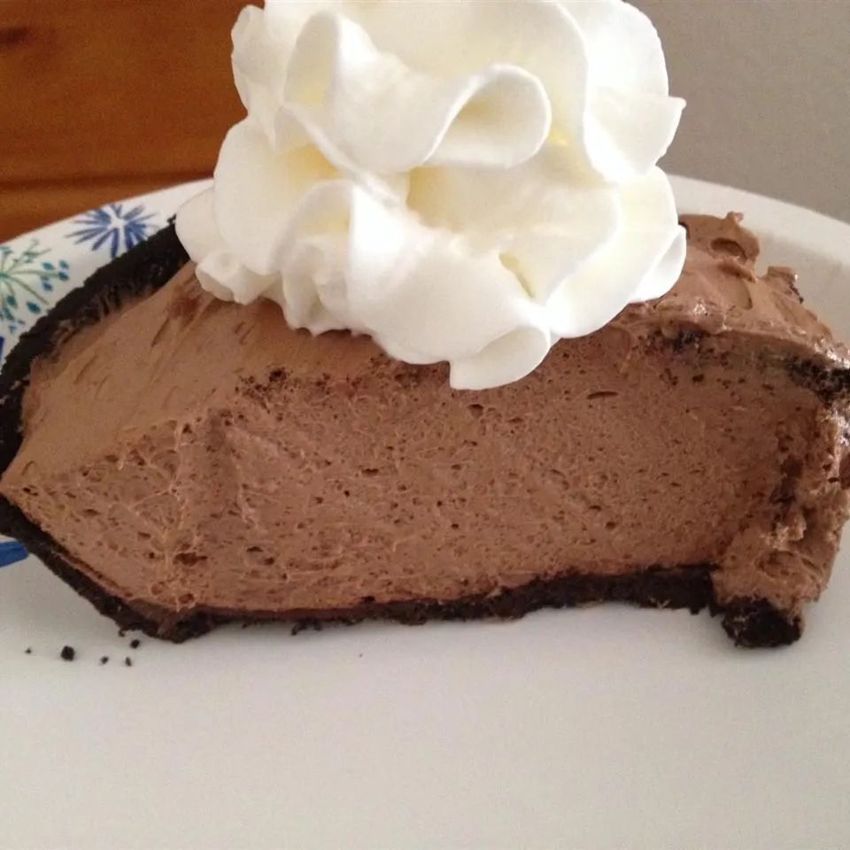 Easy No-Bake Nutella Pie