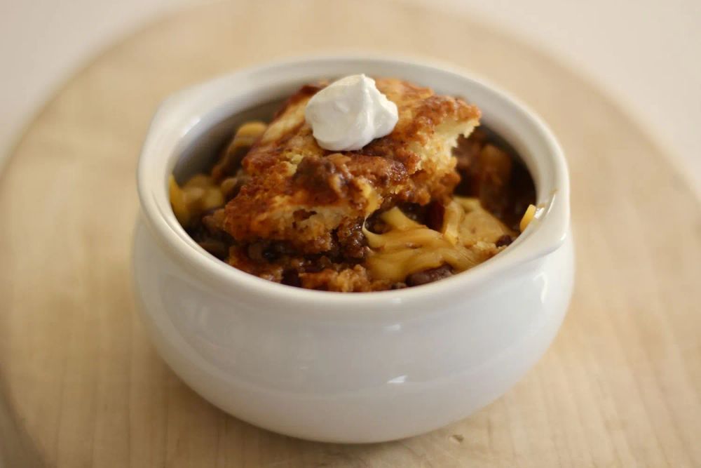 One-Skillet Hearty Chili and Cornbread