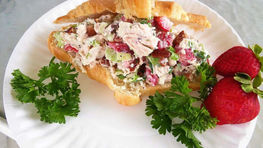 Strawberry Chicken Salad for Sandwiches