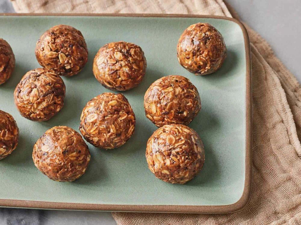 Chocolate Protein Balls