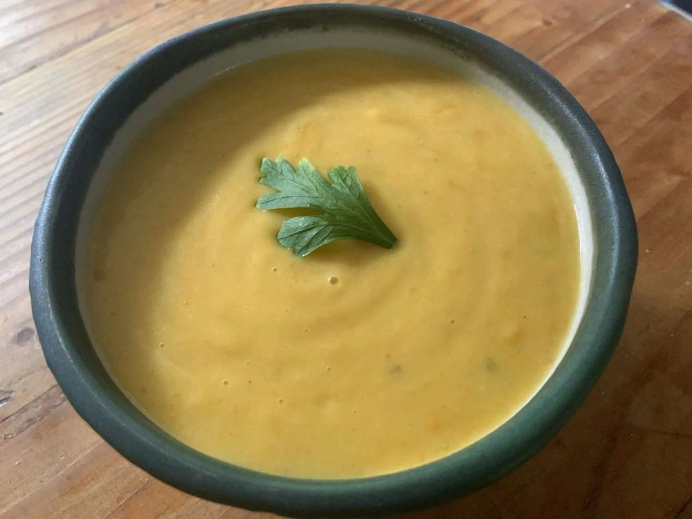 Carrot Soup with Potatoes and Cream