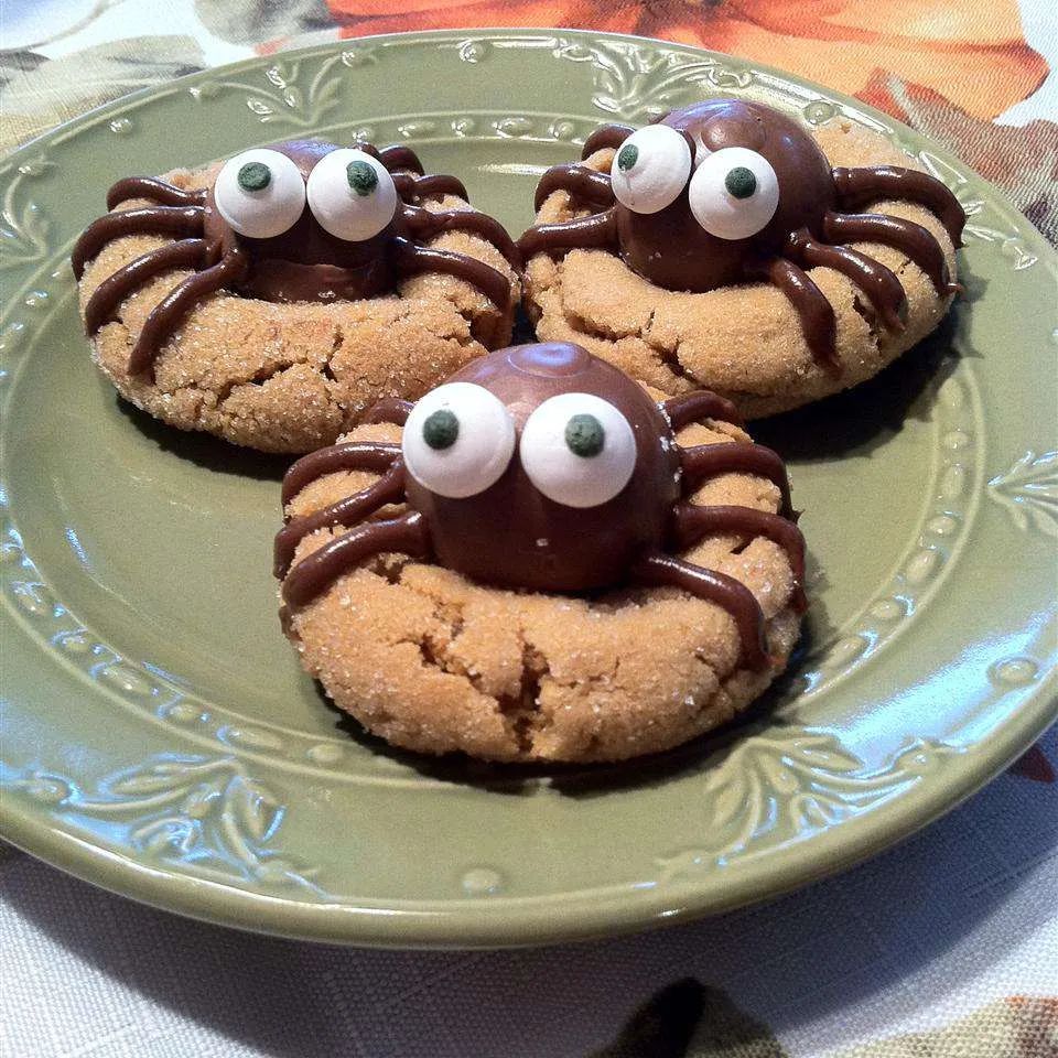 Peanut Butter Spider Cookies