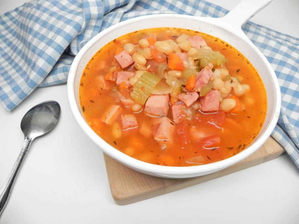 Instant Pot Navy Bean and Ham Soup