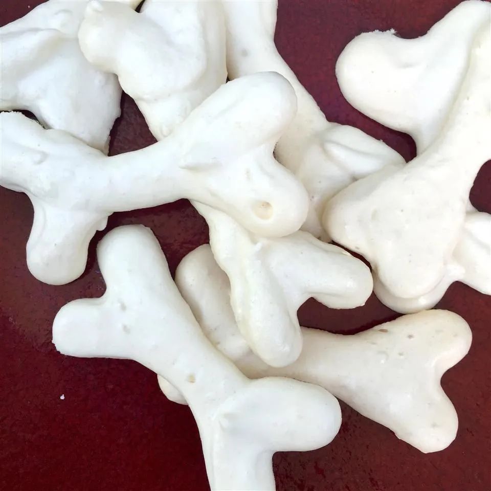 Meringue Bones